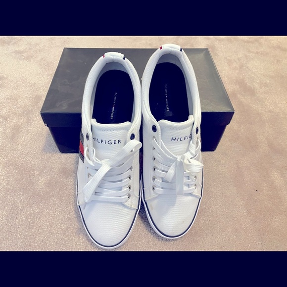 White Tommy Hilfiger flag sneakers - Picture 6 of 7